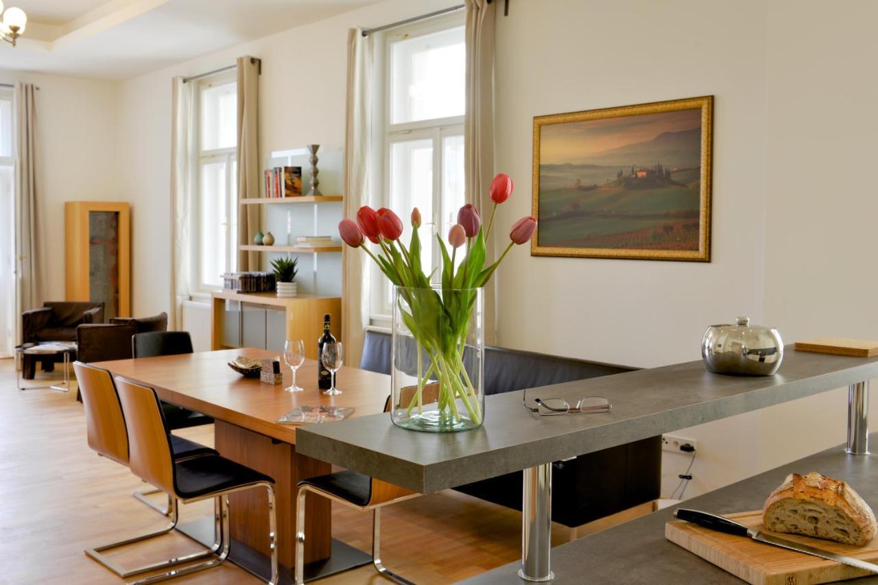 Kolonada Luxury 3 Bedroom Apartment Manes Mariánské Lázně Exteriör bild